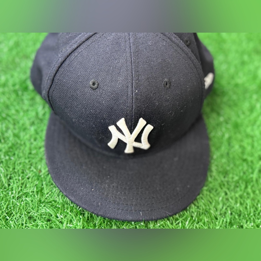 New York Yankees baseball cap